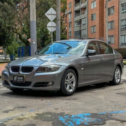 BMW 325i E90 LCI Executive TP 2500CC CT MOD 2011
