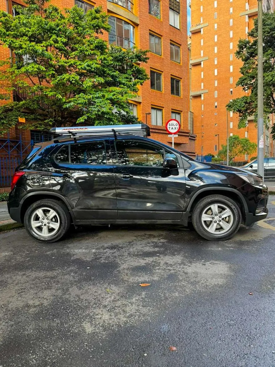 CHEVROLET TRACKER LS MT 1800CC MOD 2019 - Image 4