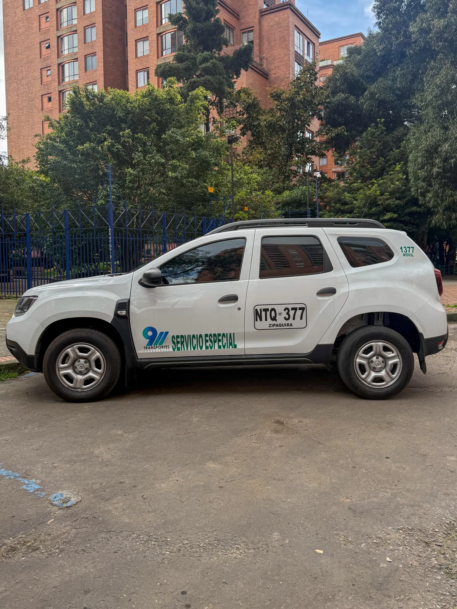 RENAULT DUSTER ZEN MT 1600CC GNV MOD 2025 - Image 7