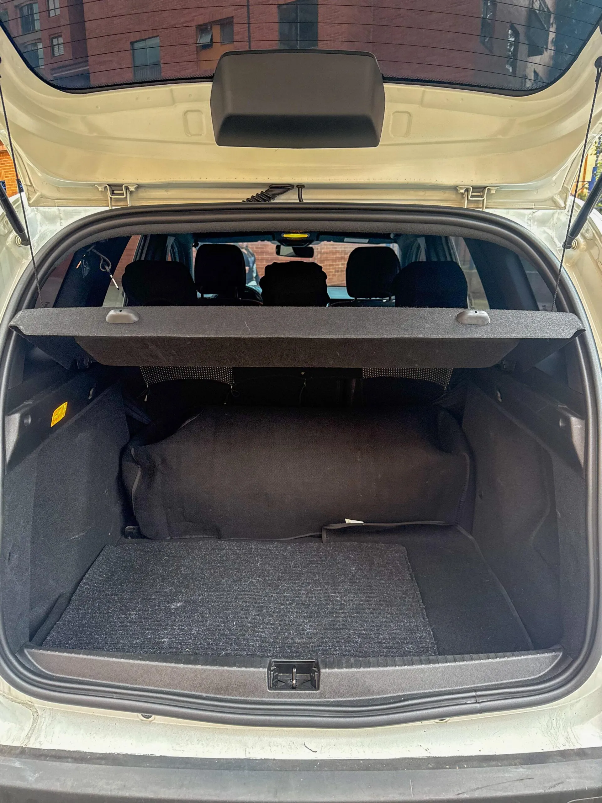 RENAULT DUSTER ZEN MT 1600CC GNV MOD 2025 - Image 9