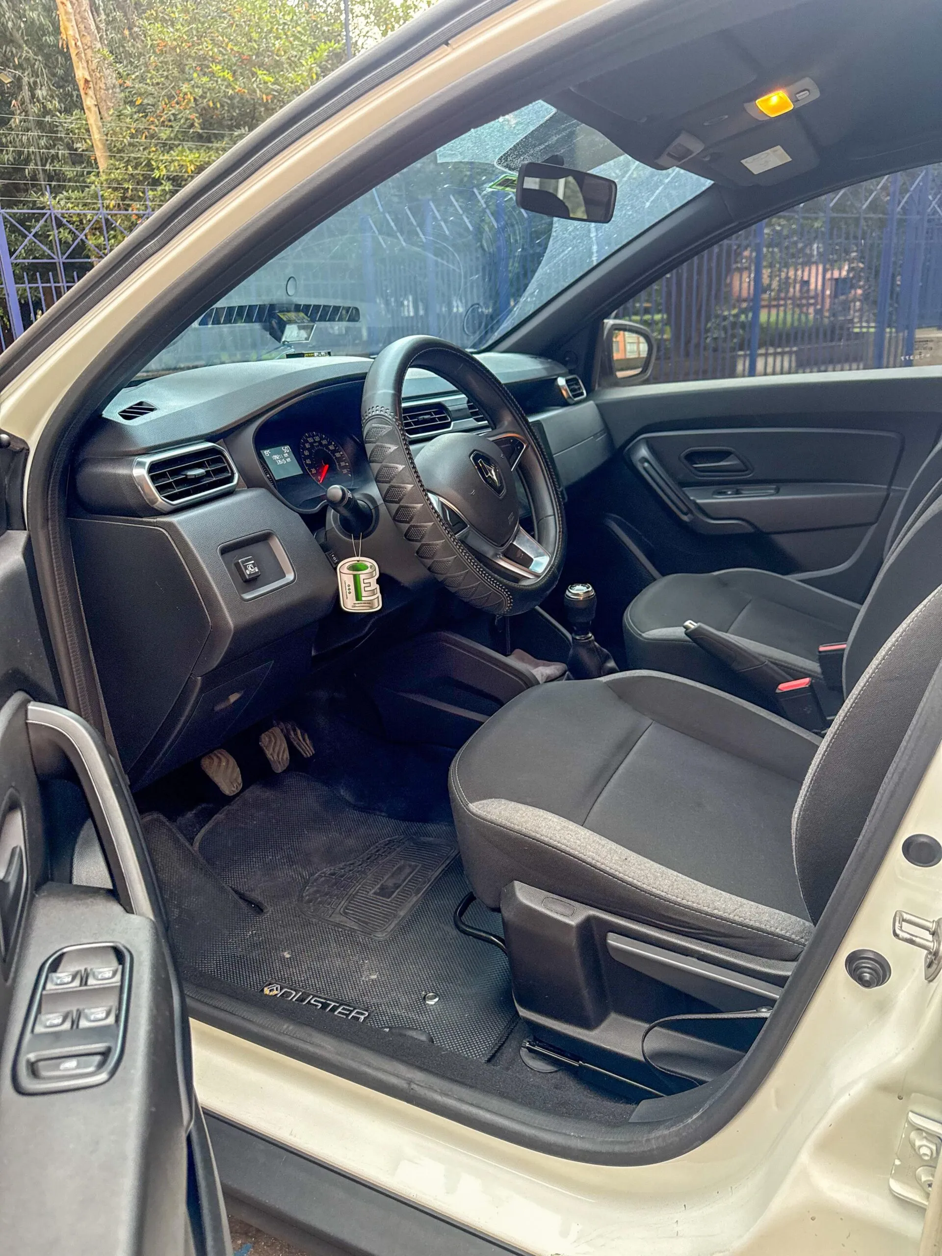 RENAULT DUSTER ZEN MT 1600CC GNV MOD 2025 - Image 15