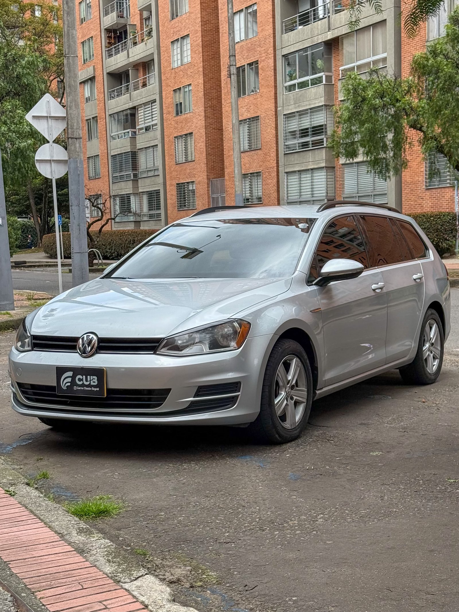 VOLKSWAGEN GOLF SPORTWAGEN S TDI MT 2.0 DIÉSEL 2016