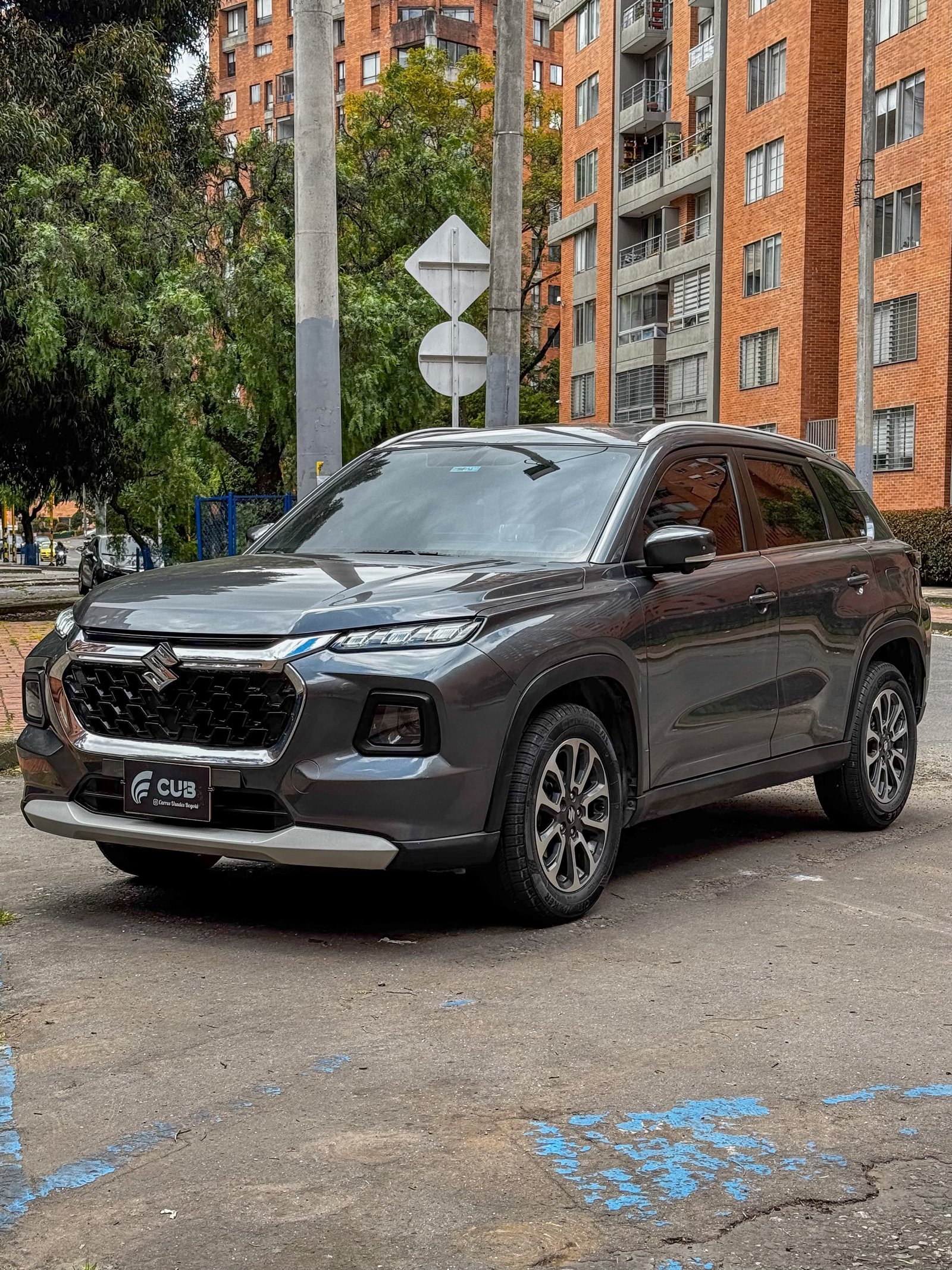 SUZUKI GRAND VITARA GLX HYBRID AT 4X4 2024