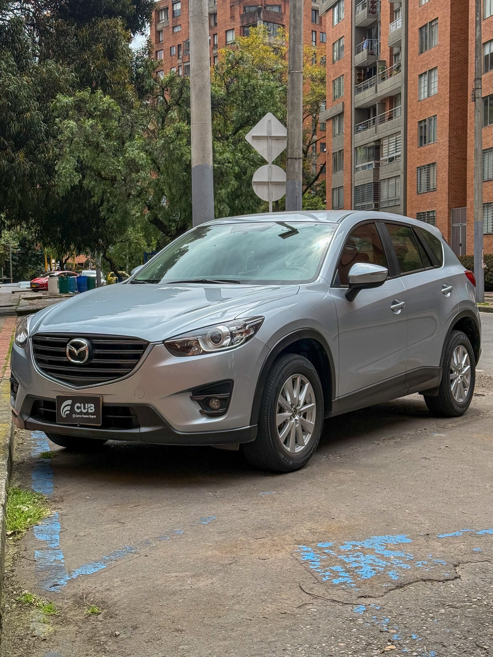 Mazda CX-5 Touring 2017 plata estelar en venta en Bogotá