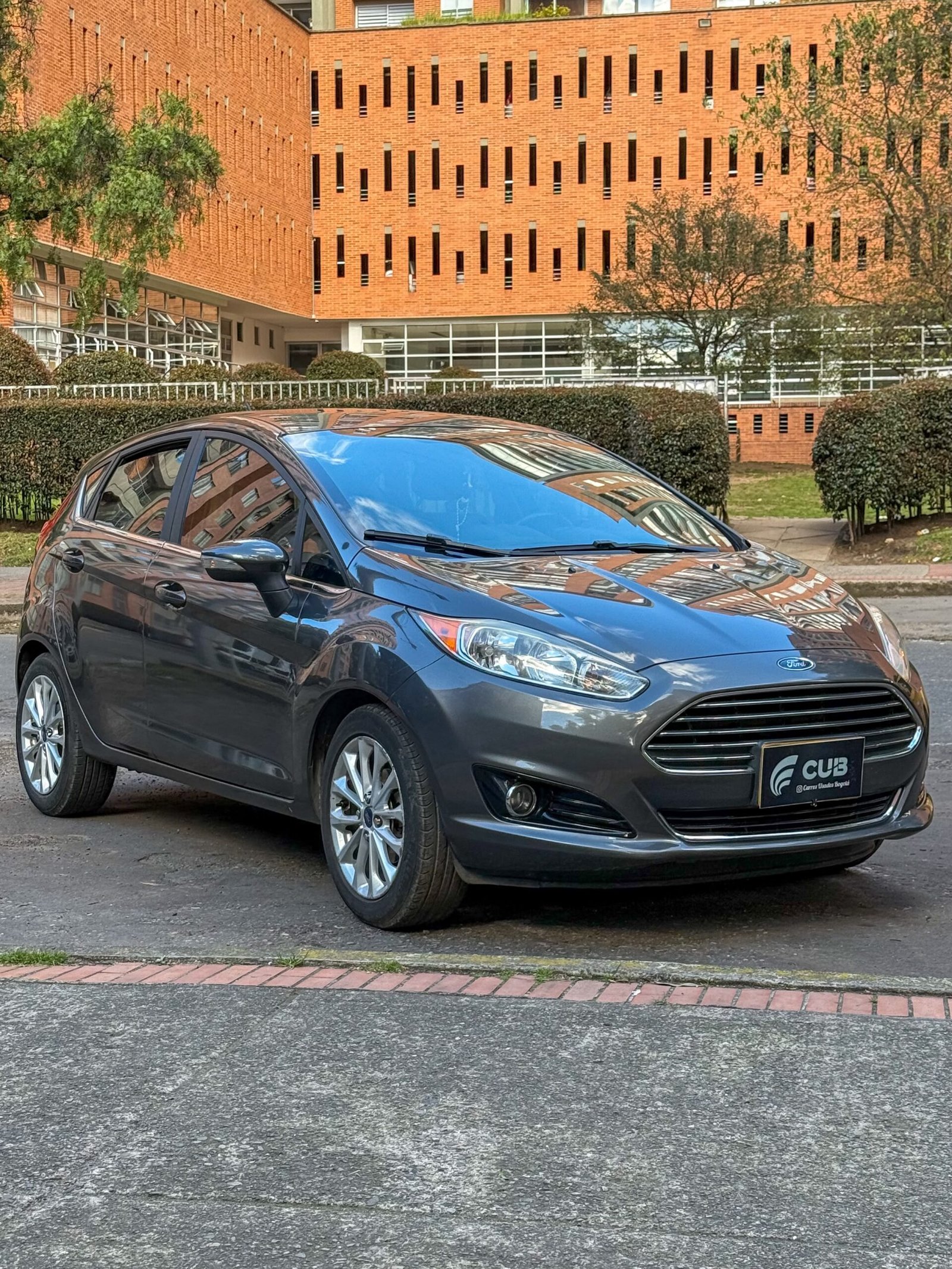 FORD FIESTA HATCHBACK TITANIUM AT 1.6 2017