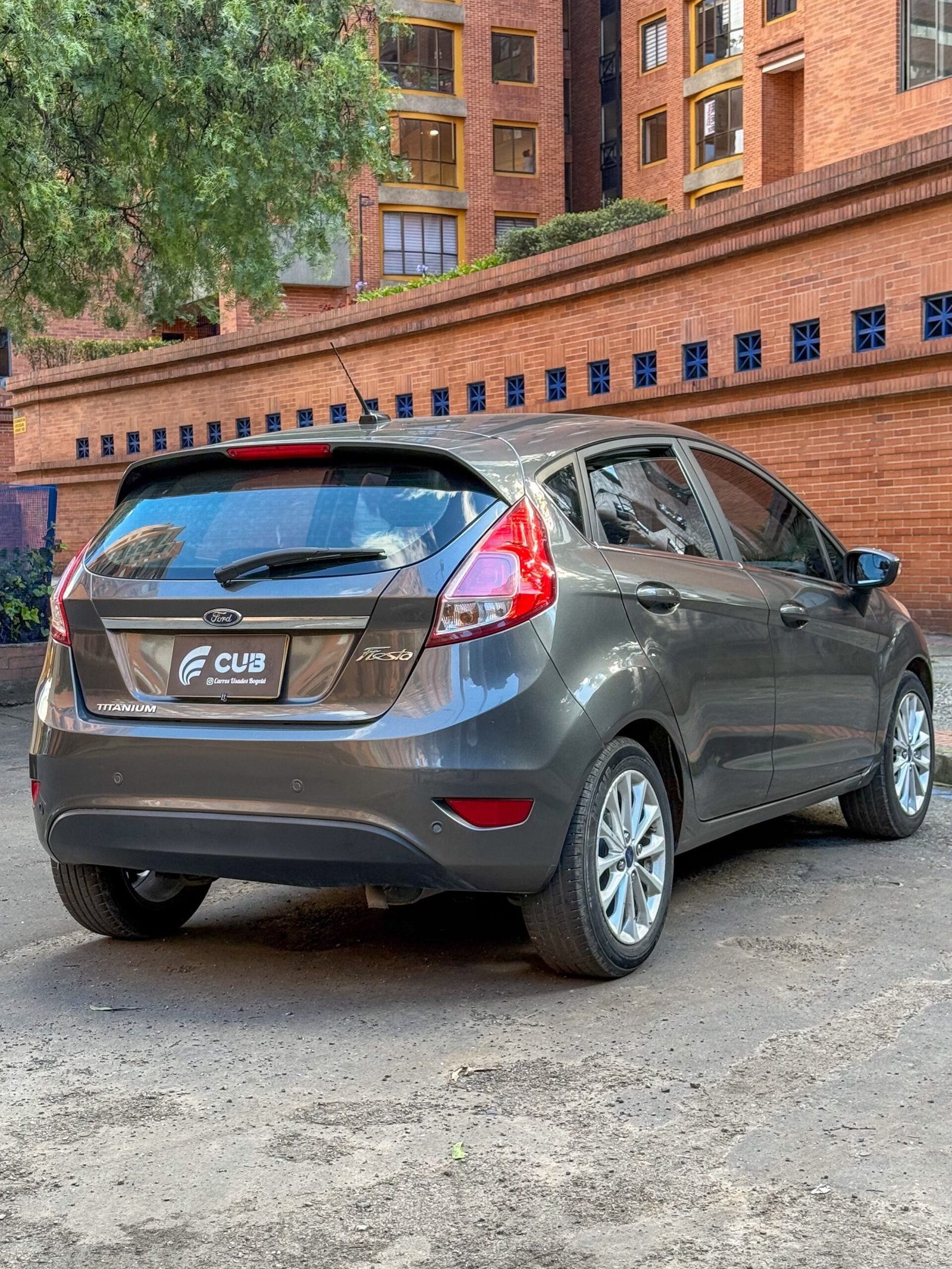 FORD FIESTA HATCHBACK TITANIUM AT 1.6 2017