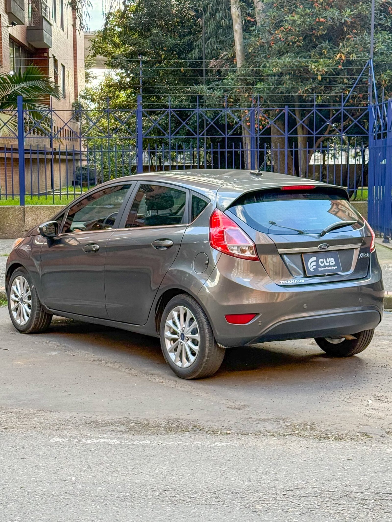 FORD FIESTA HATCHBACK TITANIUM AT 1.6 2017