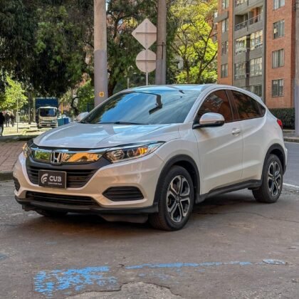 Honda HR-V LX 2019 blanco platino en venta en Bogotá