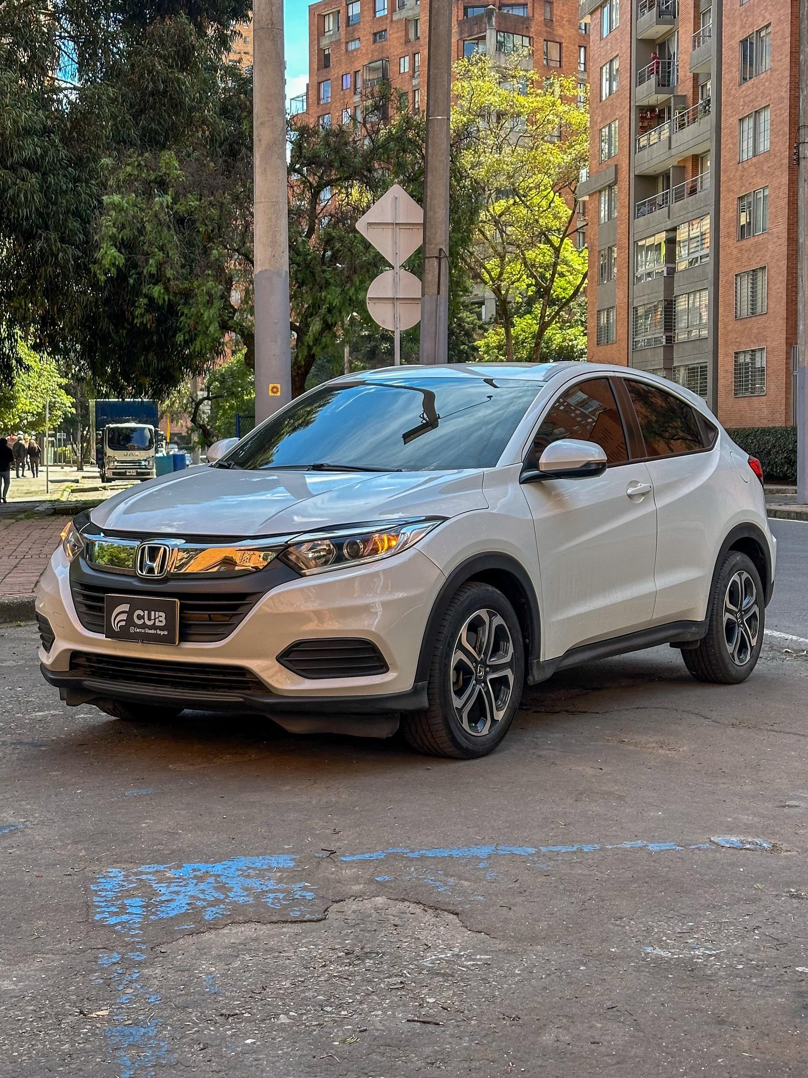Honda HR-V LX 2019 blanco platino en venta en Bogotá