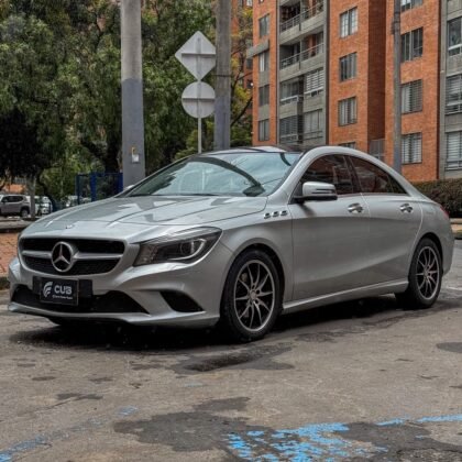 Mercedes-Benz CLA 200 2014 plata polar metalizado en venta en Bogotá