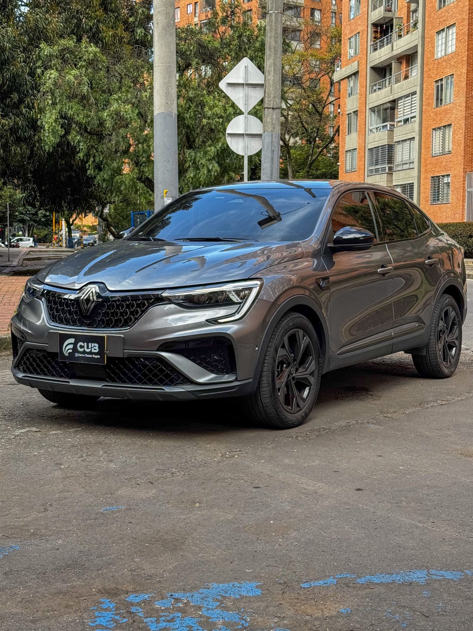 RENAULT ARKANA ESPRIT ALPINE AT 1.3 TURBO 2025