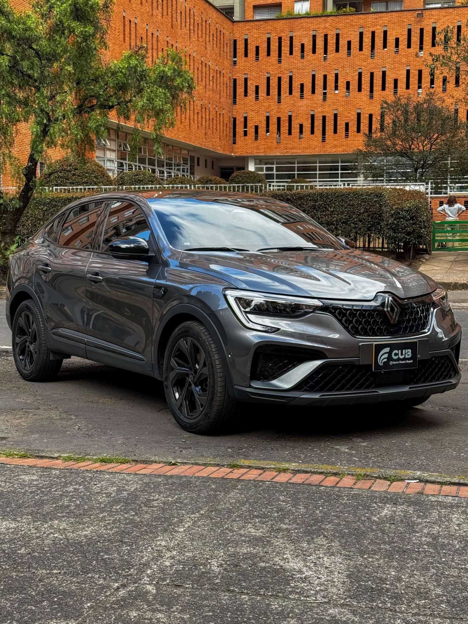 RENAULT ARKANA ESPRIT ALPINE AT 1.3 TURBO 2025