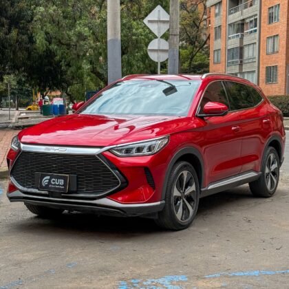 BYD Song Plus DM-i GS 2024 Rojo Emperador en venta en Bogotá