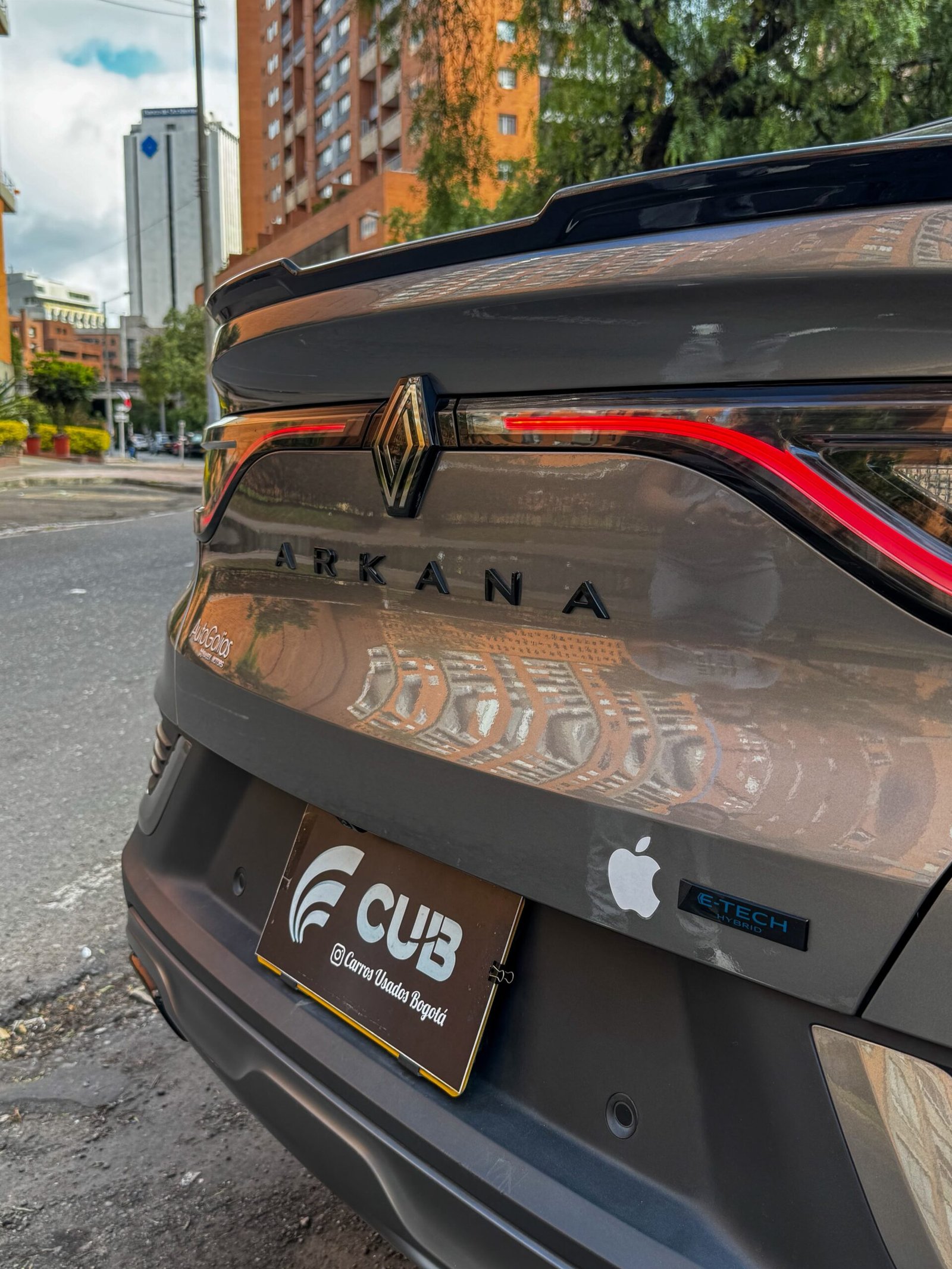 RENAULT ARKANA ESPRIT ALPINE AT 1.3 TURBO 2025