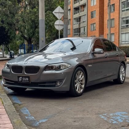 BMW 520i F10 2014 | Lujo Premium + 184 hp | $68.900.000