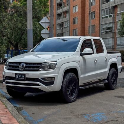 VOLKSWAGEN AMAROK DOBLE CABINA 2.0 DIESEL 4X4 MT 2021 usado en venta en Bogotá - CUB