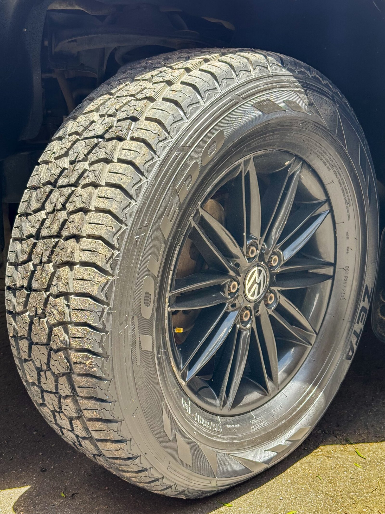 VOLKSWAGEN AMAROK DOBLE CABINA 2.0 DIESEL 4X4 MT 2021
