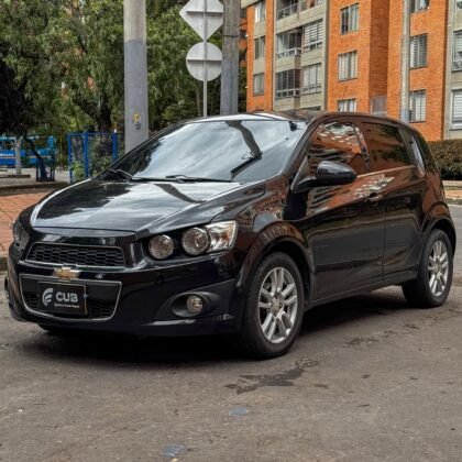 CHEVROLET SONIC LT AT 1.6 2013