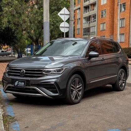 VOLKSWAGEN TIGUAN ELEGANCE AT 2.0 TURBO 4MOTION 2022 usado en venta en Bogotá - CUB