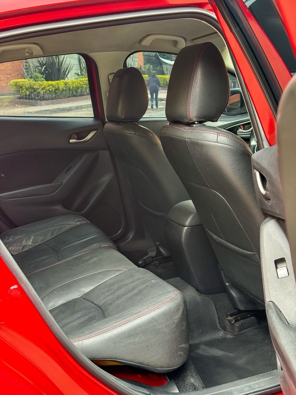 MAZDA 3 TOURING MT 2.0 2015